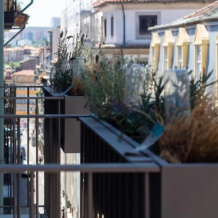 Almada 3d By Lovelystay Oporto