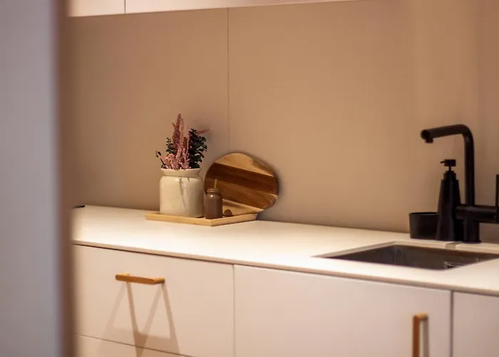 Almada 3d By Lovelystay Lägenhet *